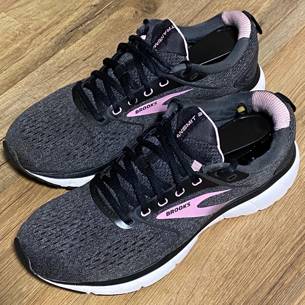Brooks Transmit 3 Womens Running Shoes Grey Pink 1203501B077 Size 10 Medium B